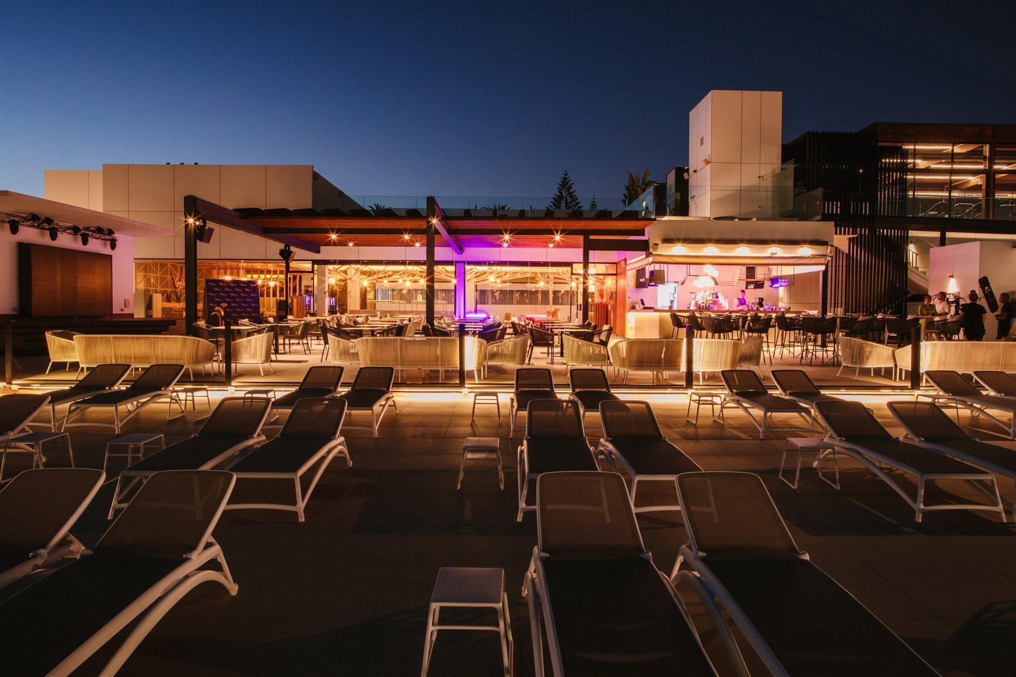 Club & - Adults Only Hotel 4*