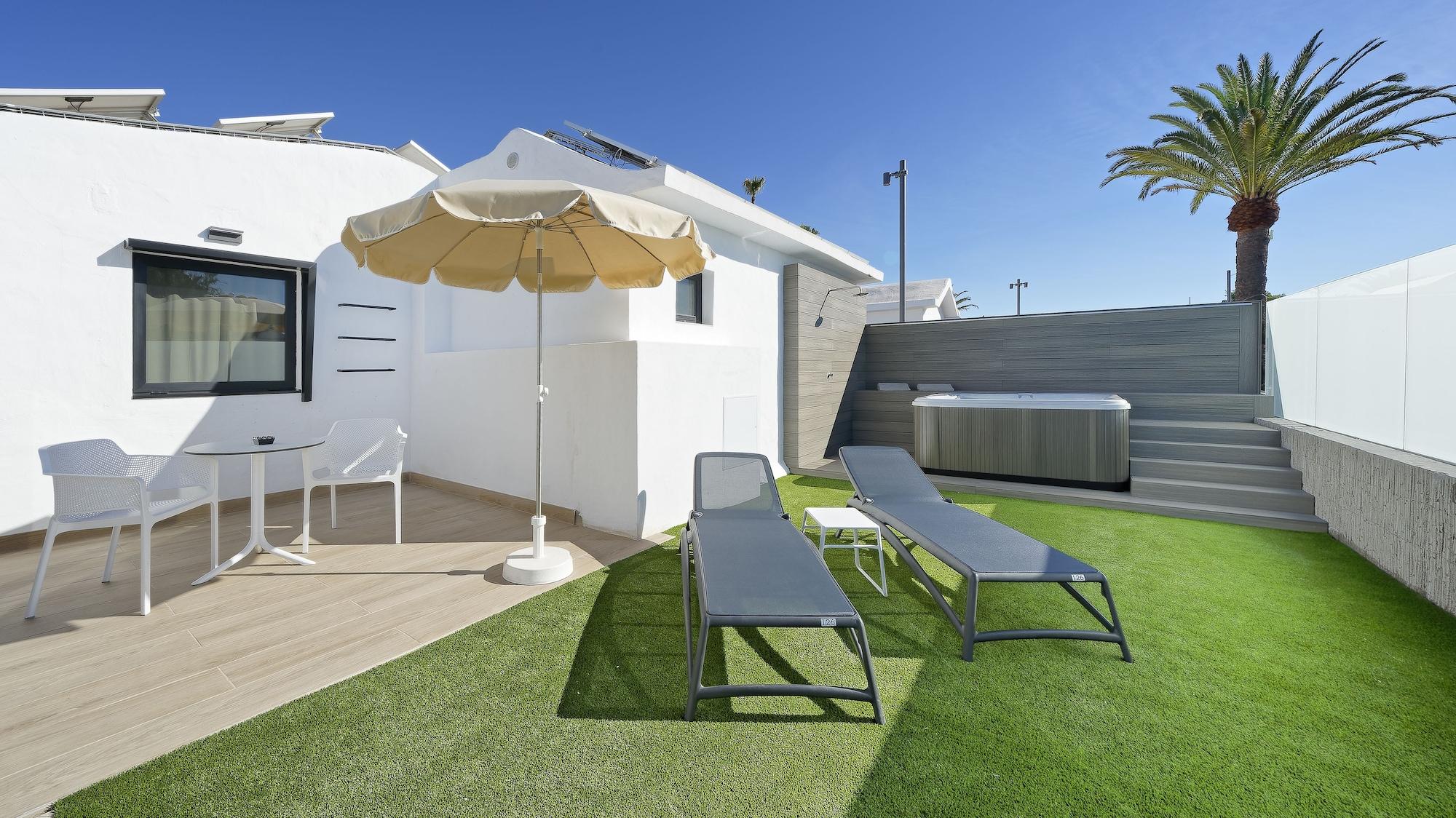 Club & - Adults Only Hotel